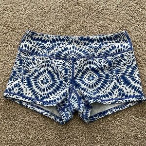 Savage barbell, booty shorts, size large